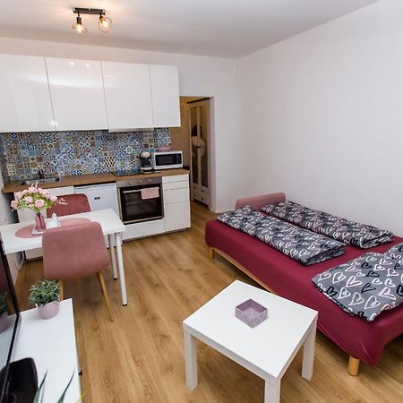 Apartment Near The Ondrej Nepela Winter Stadium 브라티슬라바 외부 사진