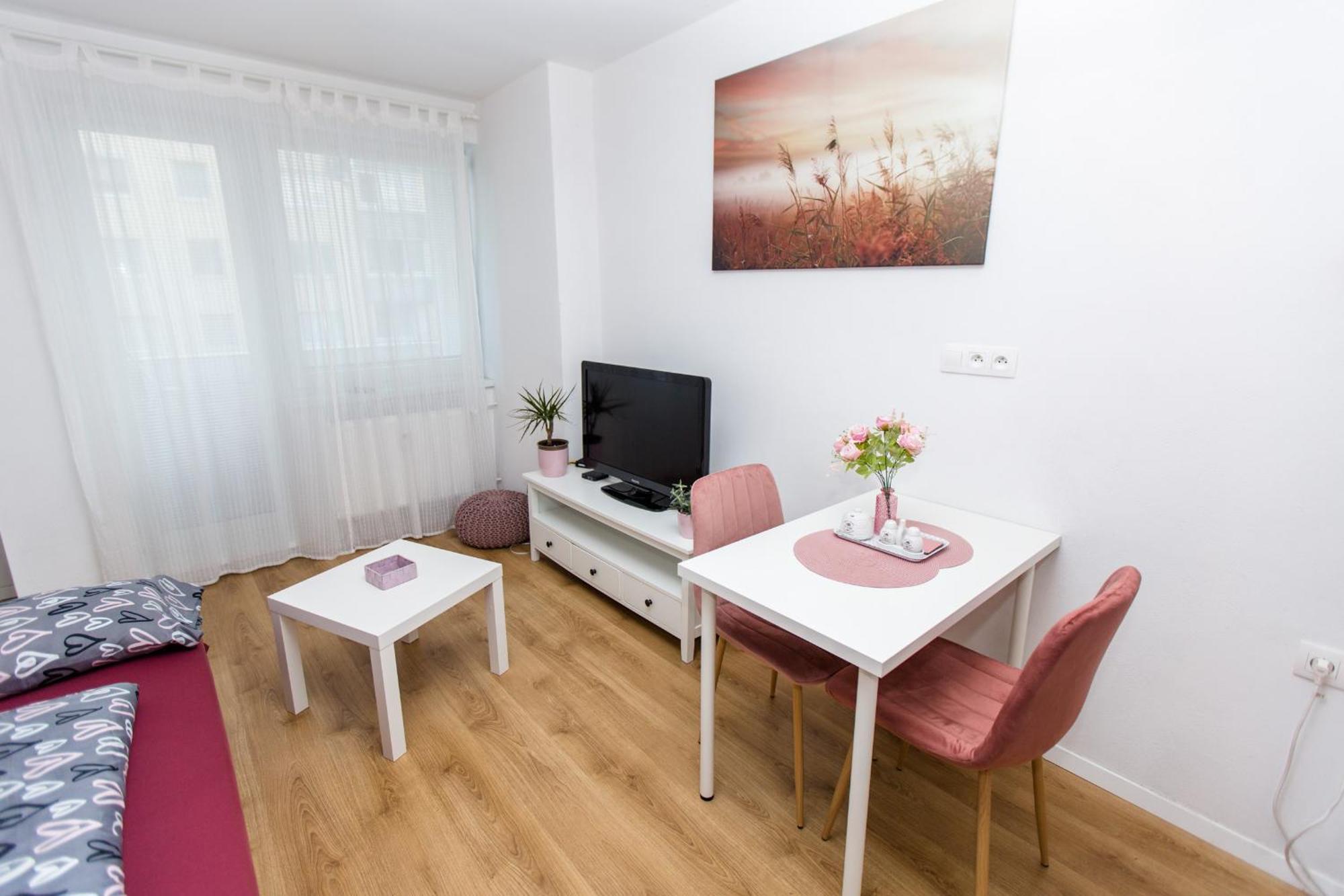Apartment Near The Ondrej Nepela Winter Stadium 브라티슬라바 외부 사진
