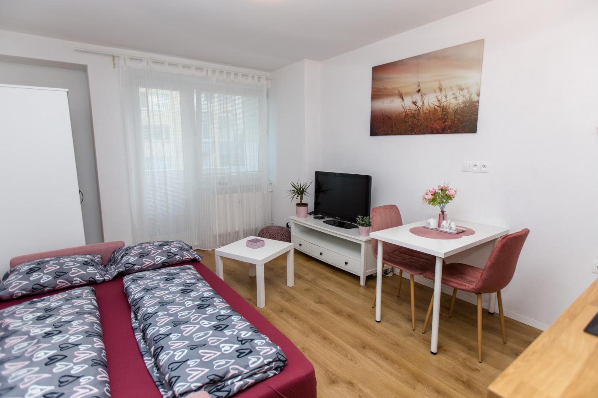 Apartment Near The Ondrej Nepela Winter Stadium 브라티슬라바 외부 사진